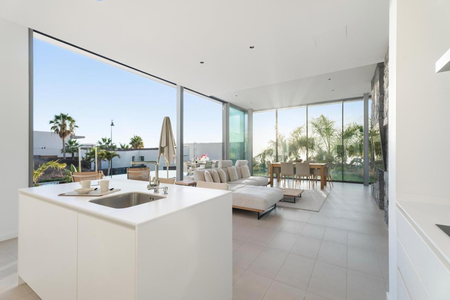 Luxliving Tenerife Dali Villa *