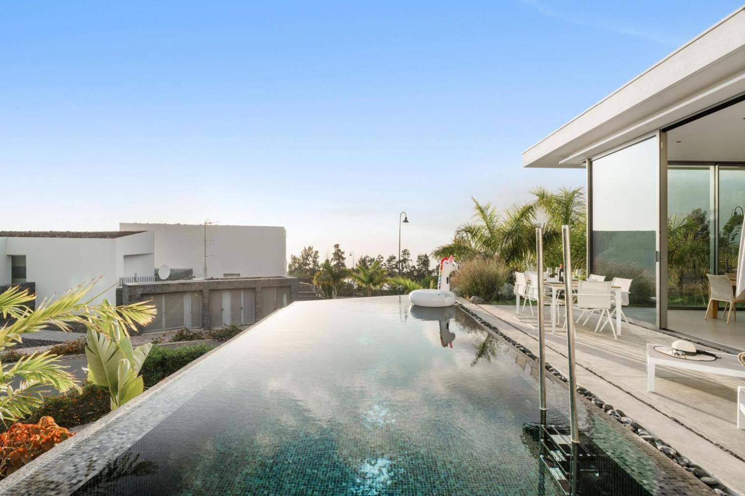 Luxliving Tenerife Dali Villa *